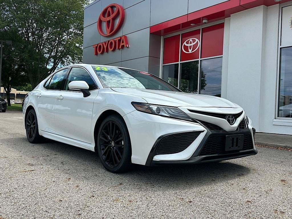Certified 2023 Toyota Camry XSE FWD image 7