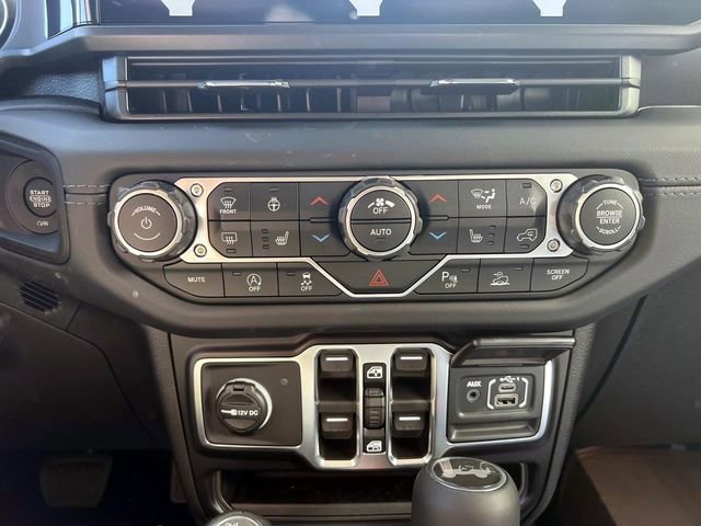 New 2026 Jeep Wrangler Unlimited Sahara AWD/4WD image 7