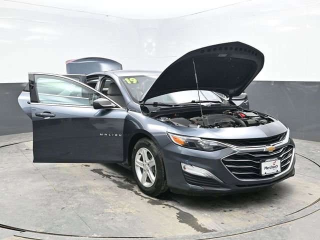 Used 2019 Chevrolet Malibu LS image 42