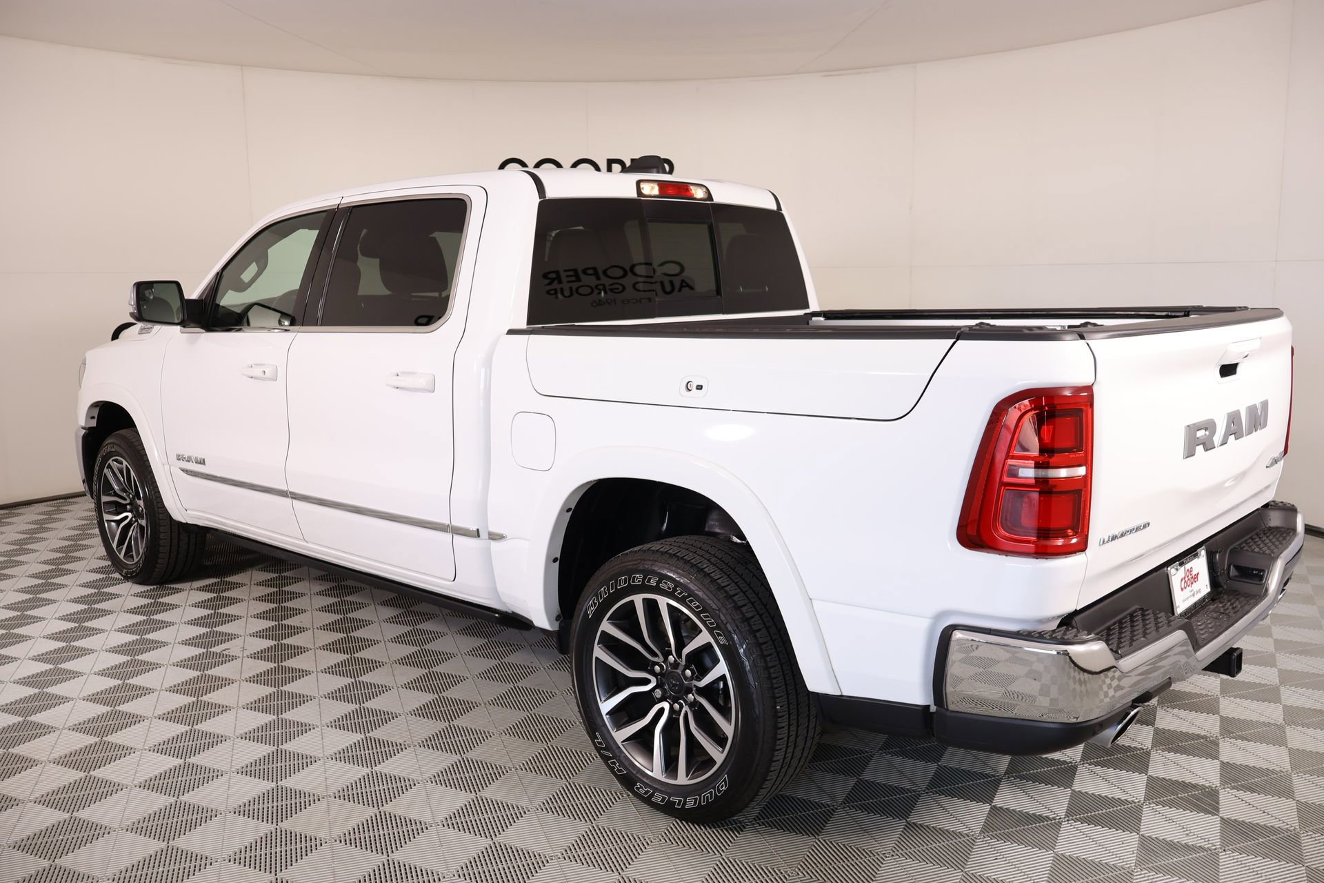Used 2025 RAM 1500 Limited image 24