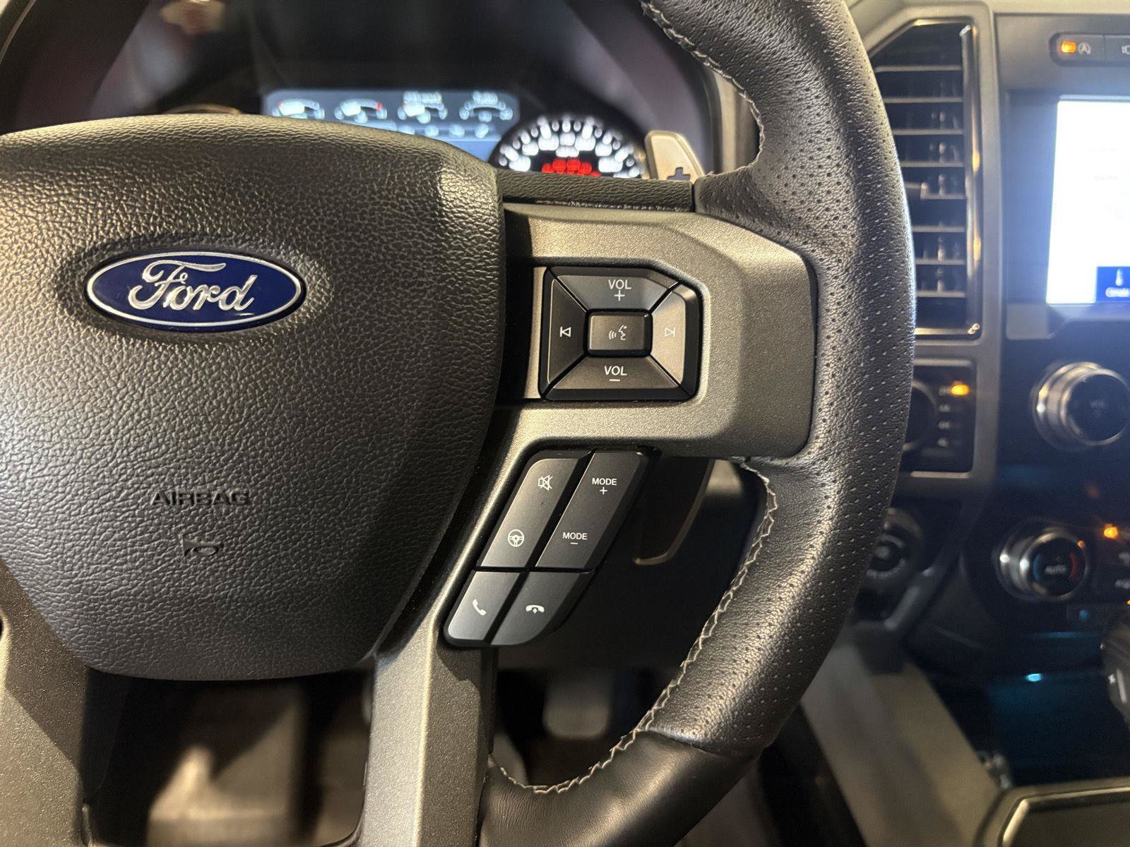 Used 2020 Ford F150 Raptor w/ Equipment Group 802A Luxury AWD/4WD image 23