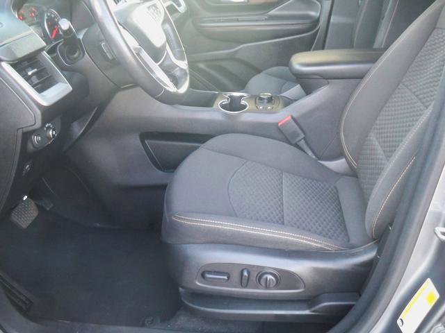 Used 2019 GMC Terrain SLE w/ Driver Convenience Package image 7