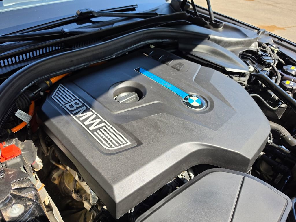 Used 2018 BMW 530e 530e iPerformance image 24