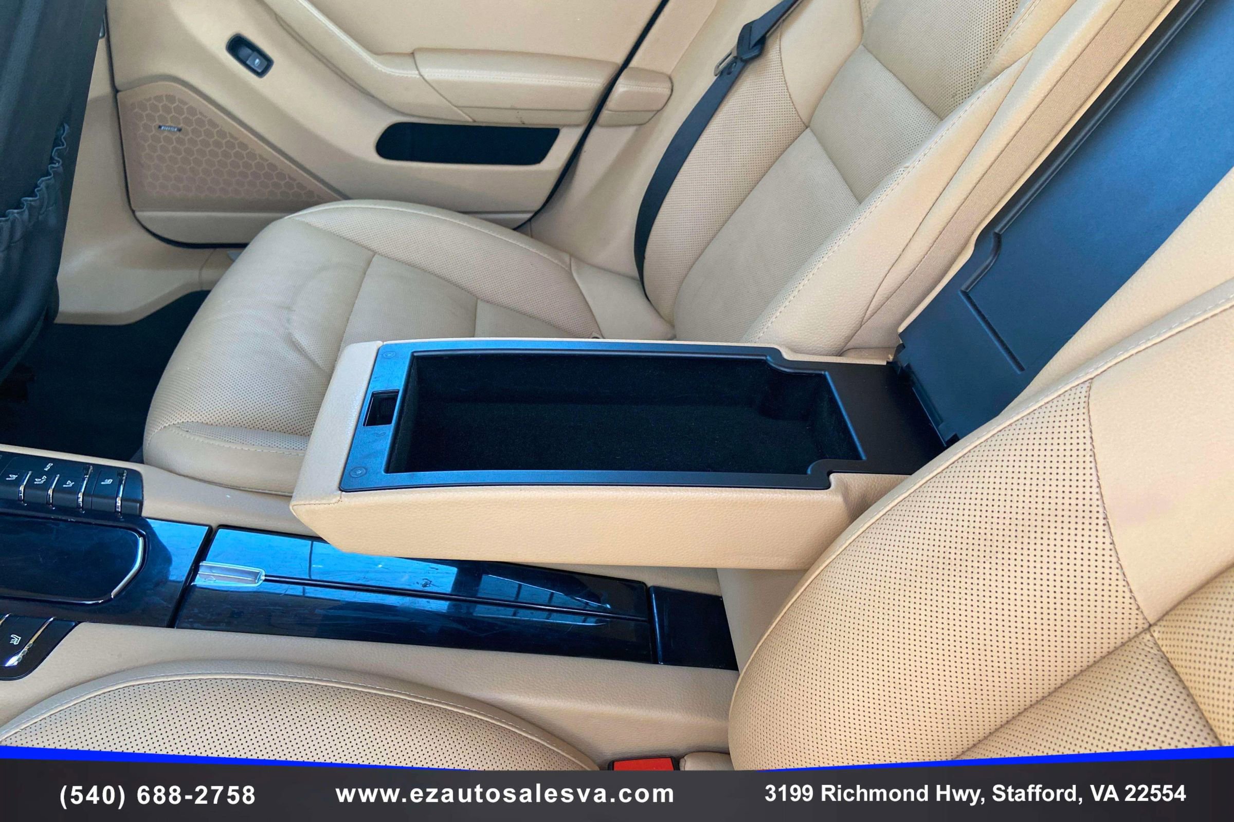 Used 2016 Porsche Panamera Edition w/ Premium Package Plus image 28