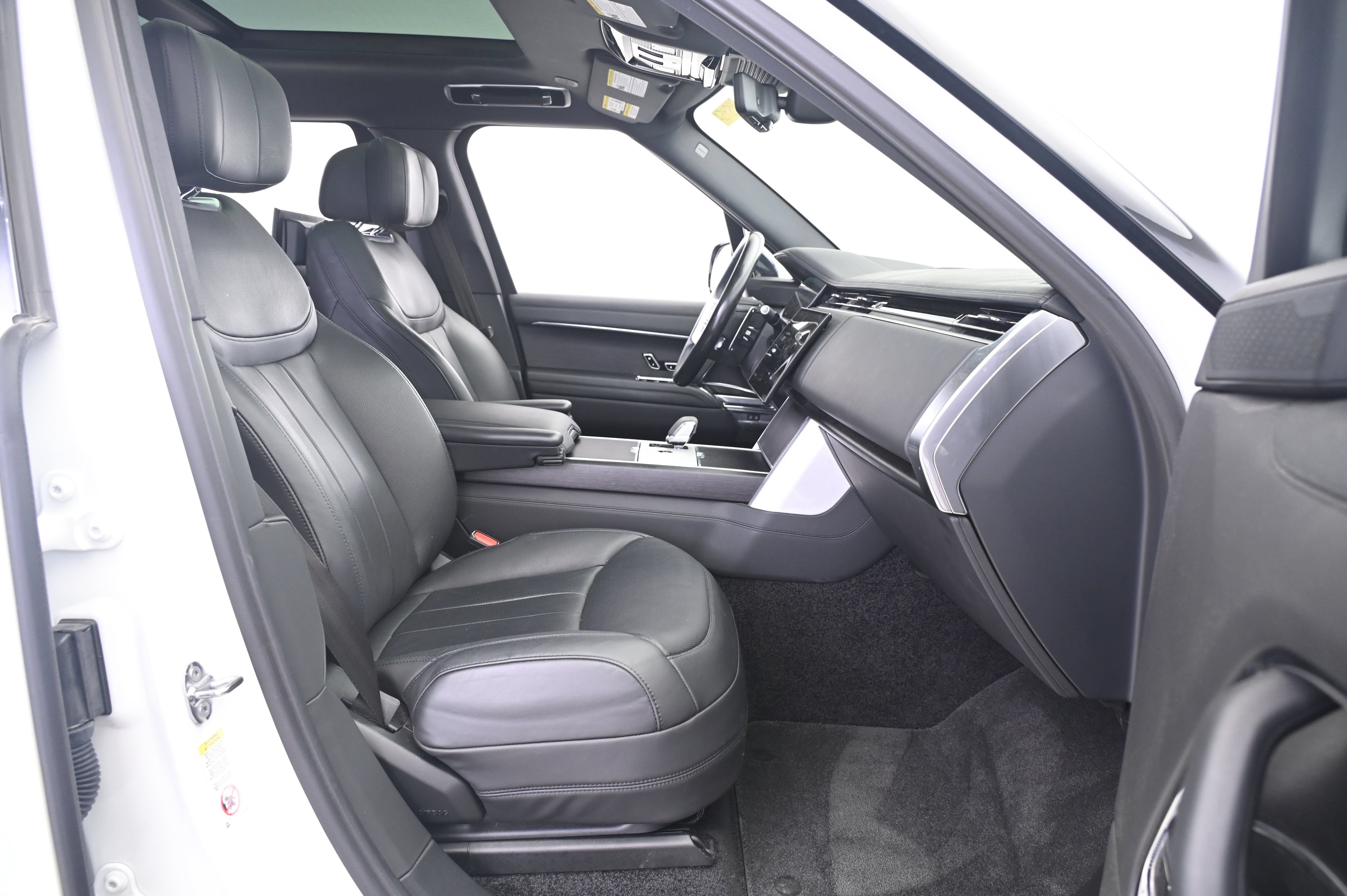 Used 2024 Land Rover Range Rover Autobiography AWD/4WD image 23