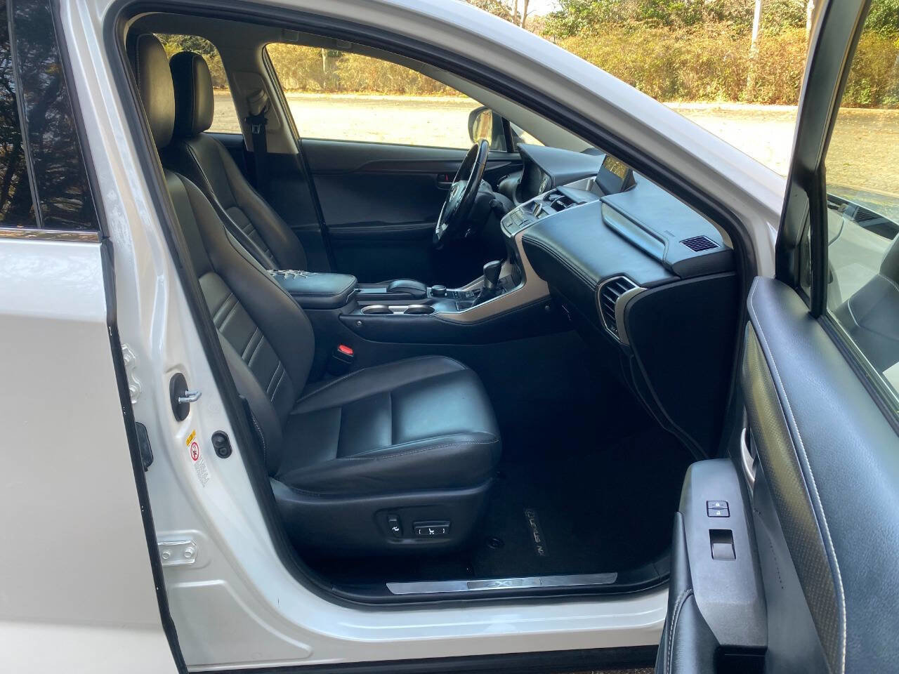 Used 2016 Lexus NX 200t FWD image 35