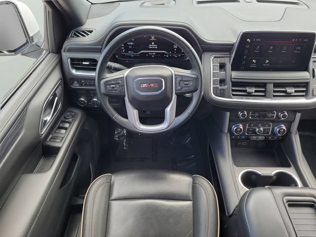Used 2024 GMC Yukon XL SLT RWD image 16
