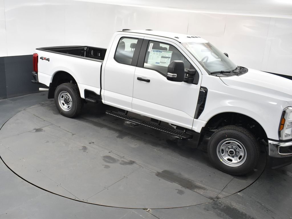 New 2026 Ford F250 XL w/ XL Chrome Package AWD/4WD image 22