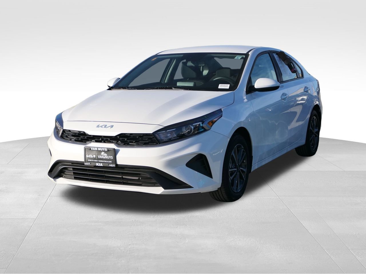 Used 2024 Kia Forte LXS image 6