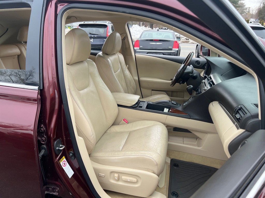 Used 2013 Lexus RX 450h AWD w/ Navigation Pkg image 19