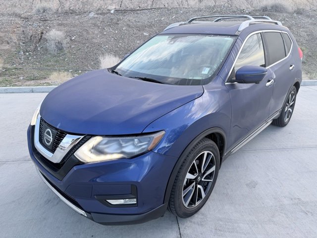 Used 2017 Nissan Rogue SL w/ SL Premium Package image 1