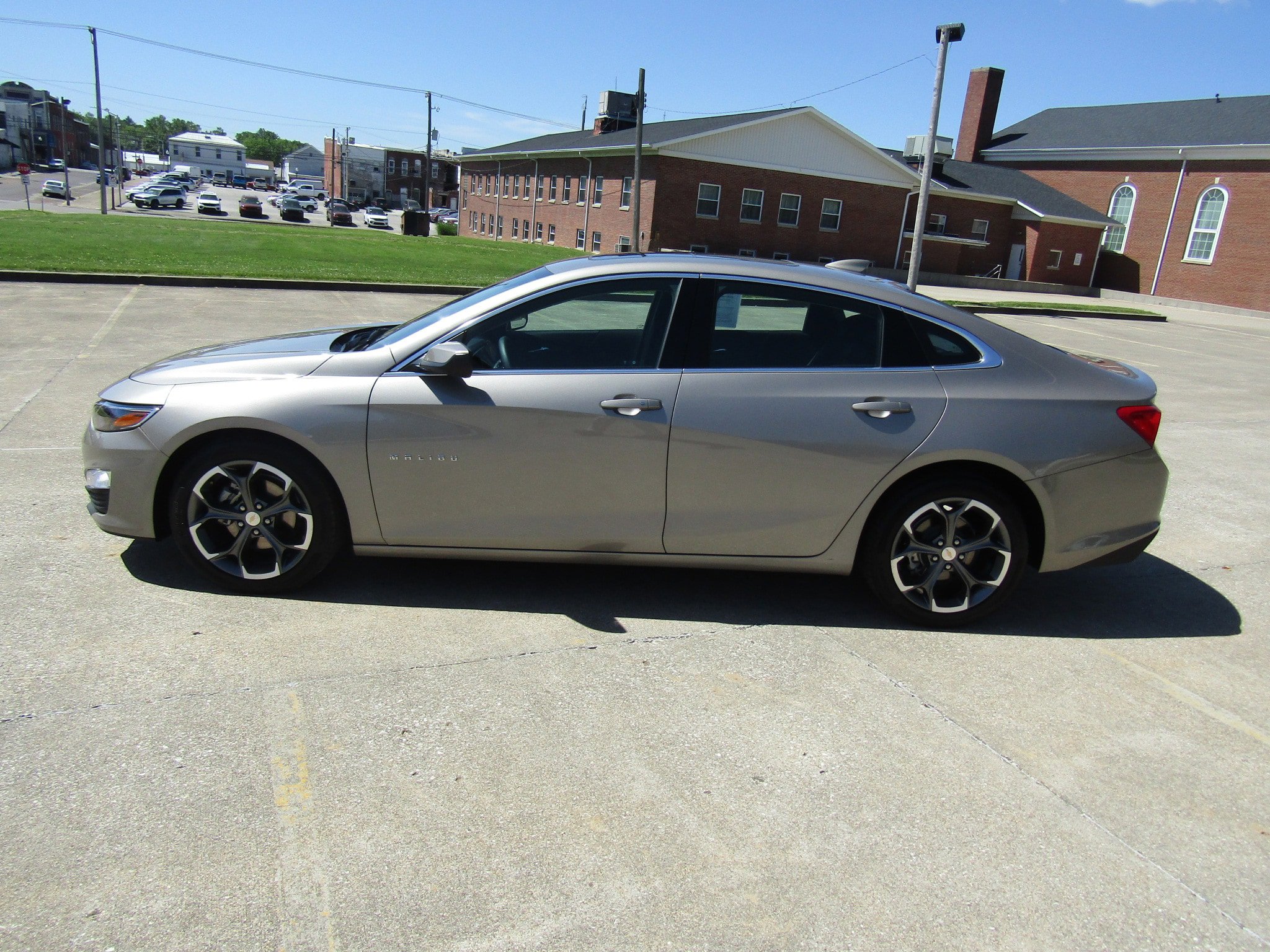 Used 2024 Chevrolet Malibu LT FWD image 6