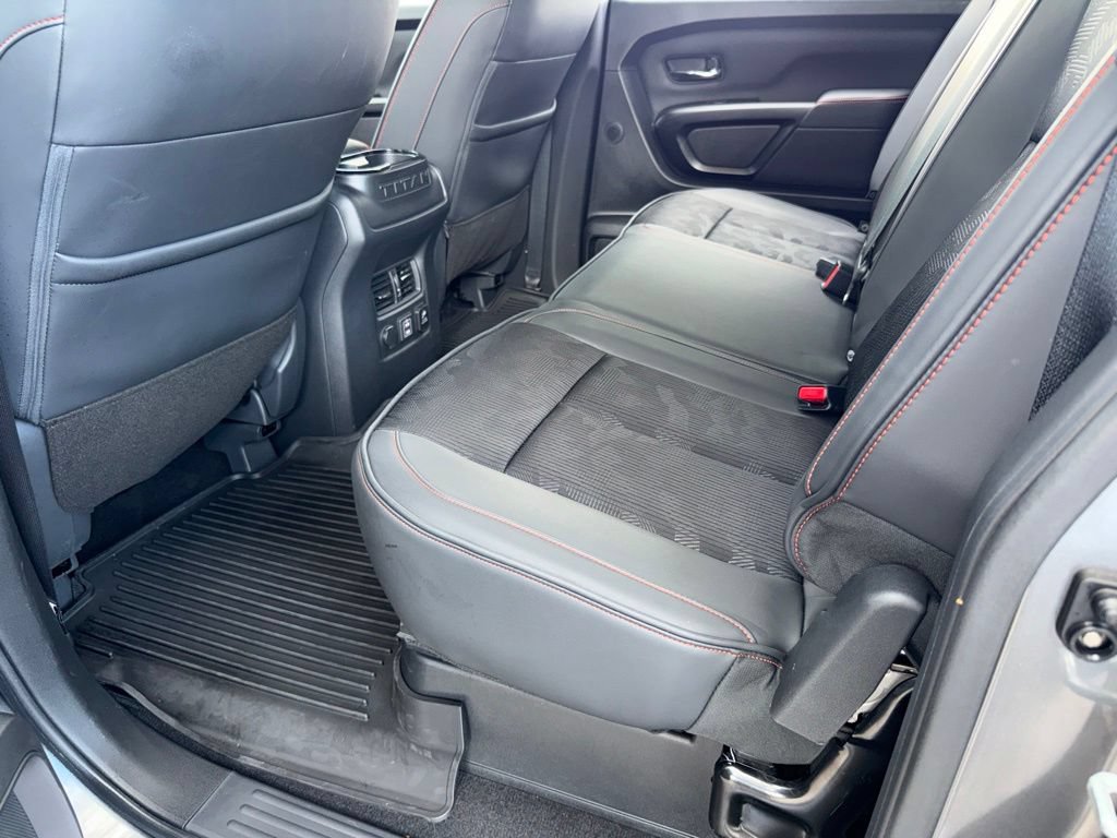 Used 2024 Nissan Titan PRO-4X AWD/4WD image 29