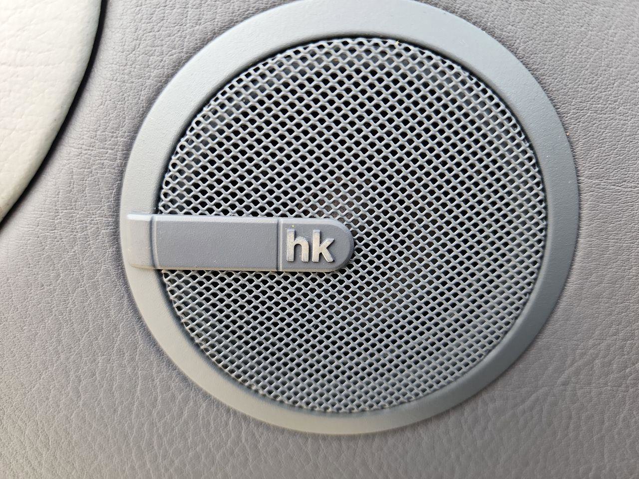 Used 1998 BMW 328i Convertible image 25