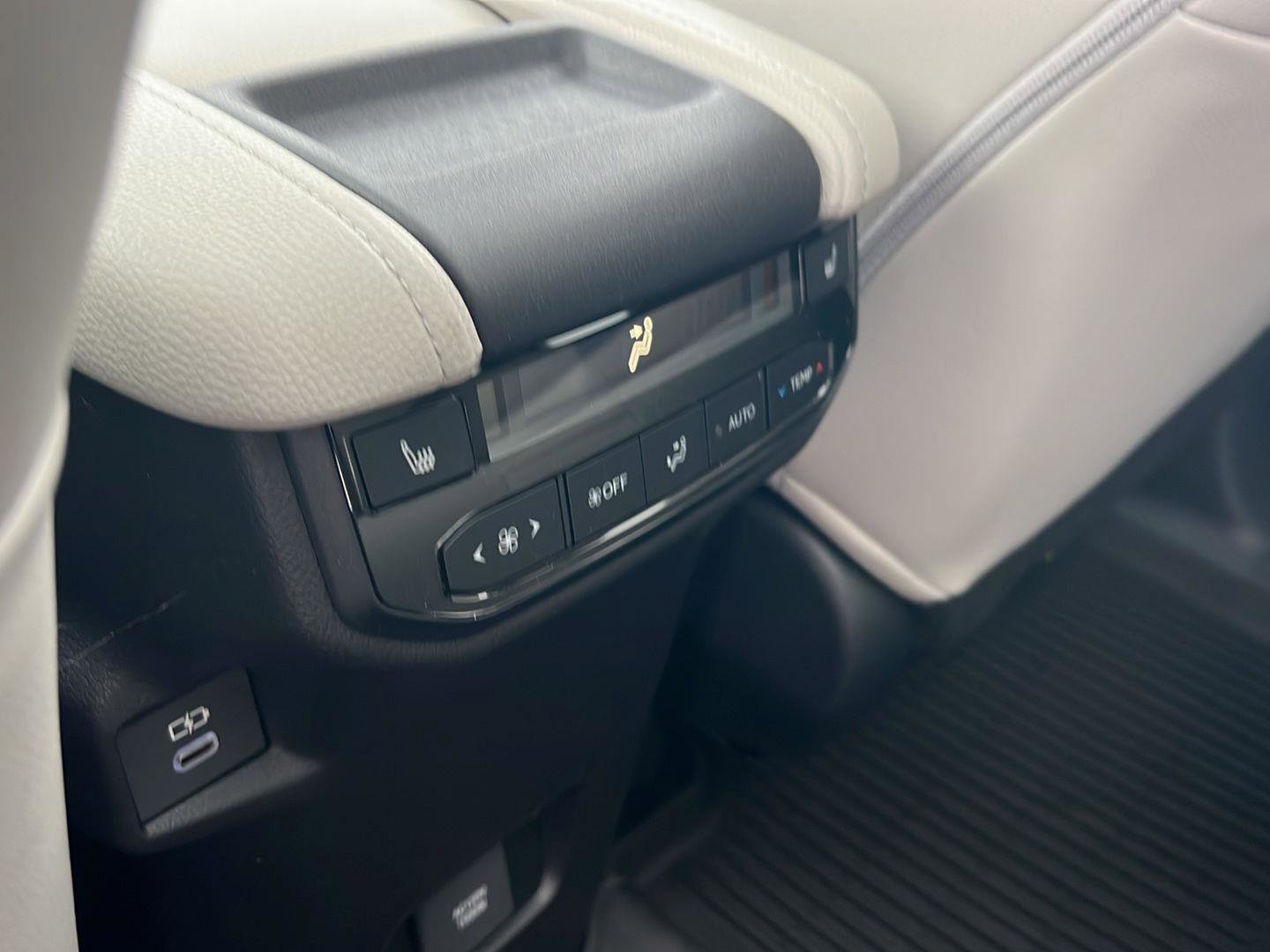 New 2026 Toyota Grand Highlander Limited image 12