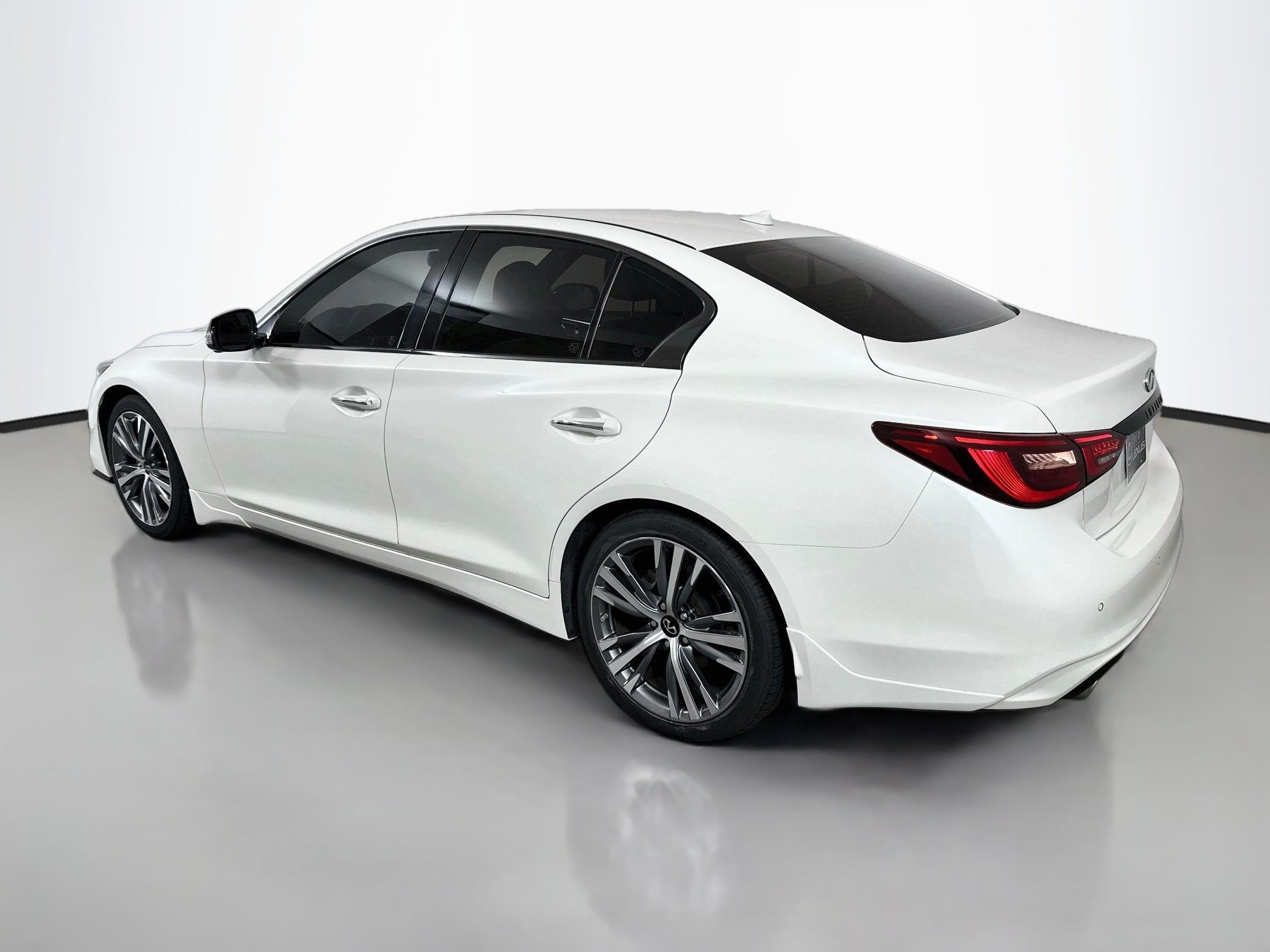 Used 2023 INFINITI Q50 Sensory RWD image 5