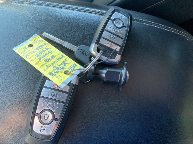 Certified 2022 Ford Explorer Limited w/ Equipment Group 301A RWD image 41