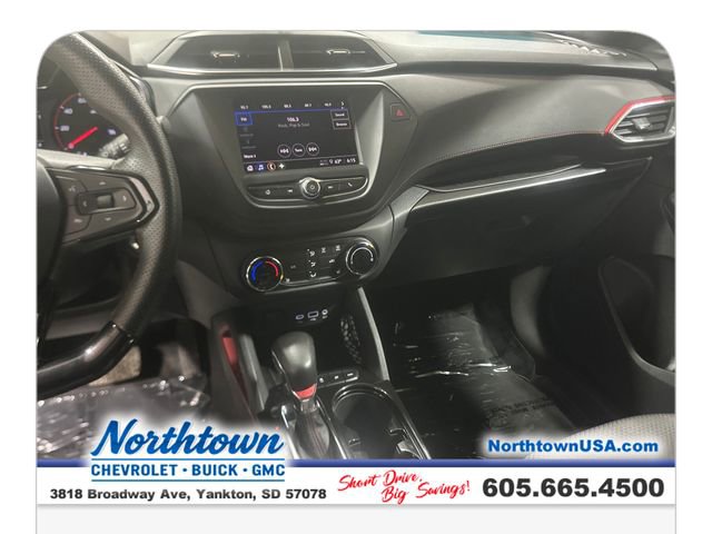 Used 2023 Chevrolet TrailBlazer RS AWD/4WD image 17