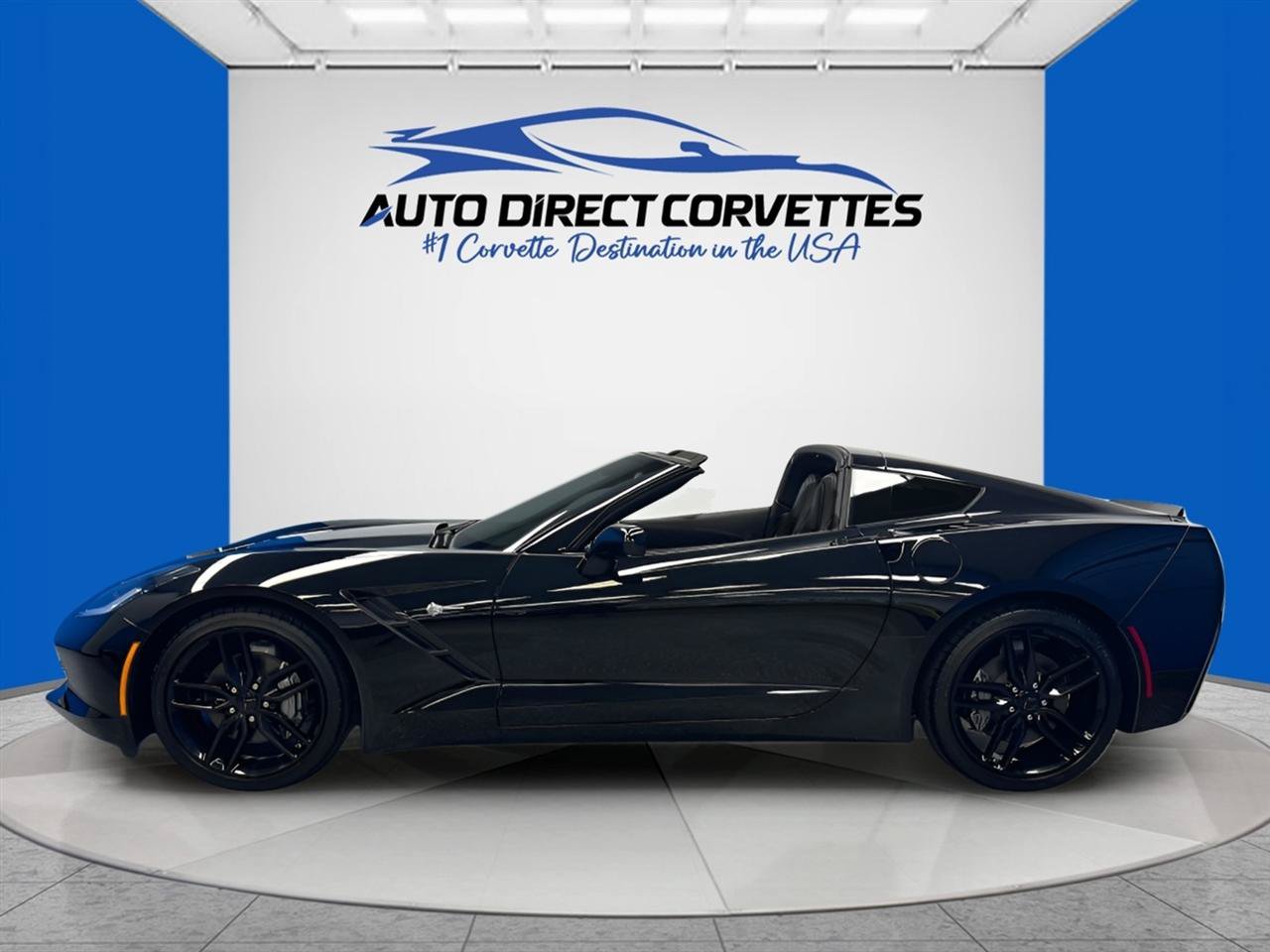 Used 2019 Chevrolet Corvette Stingray Coupe w/ 1LT RWD image 5
