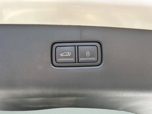Used 2026 Genesis GV70 2.5T AWD/4WD image 16
