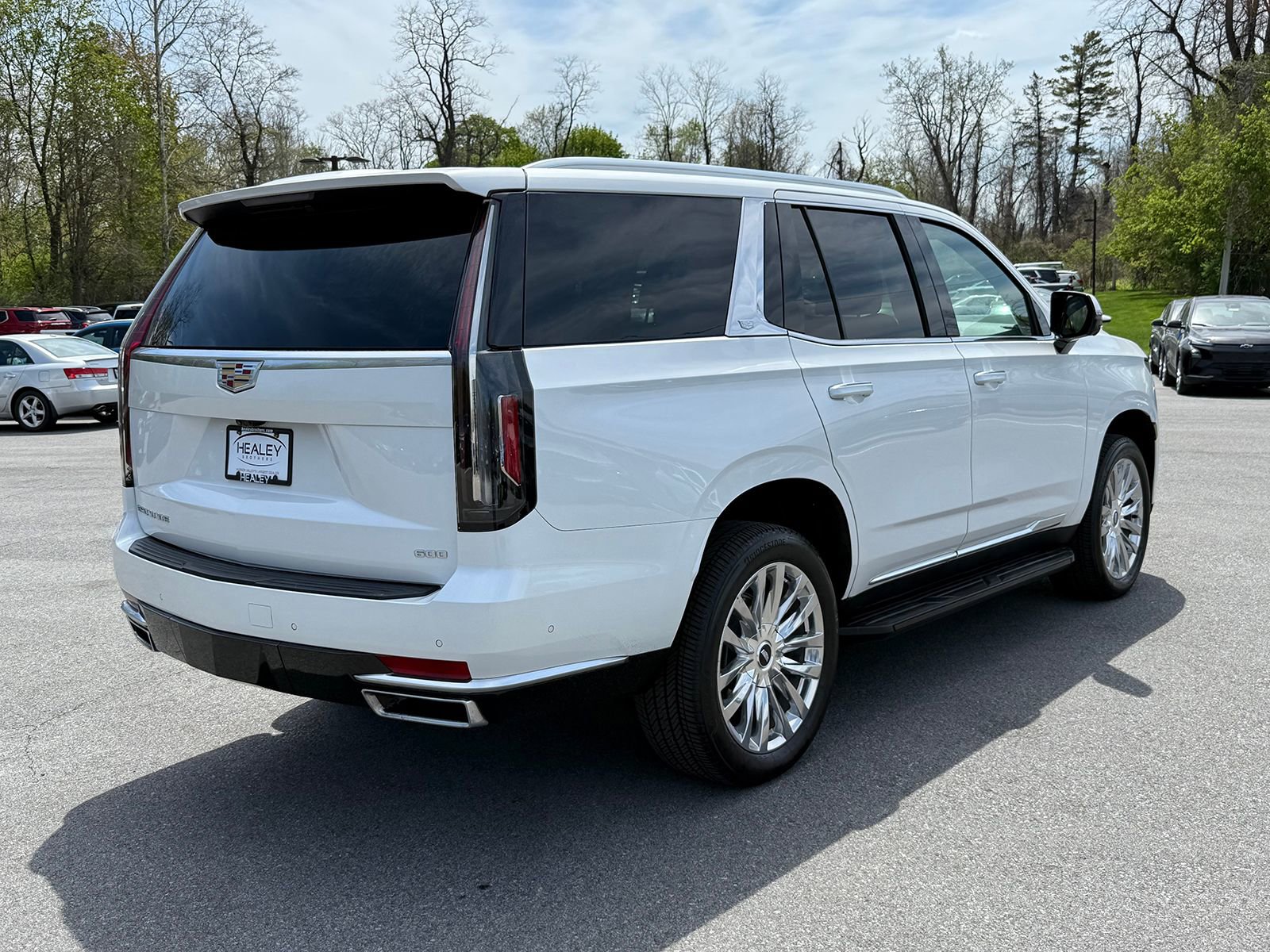 Certified 2024 Cadillac Escalade Premium Luxury AWD/4WD image 6