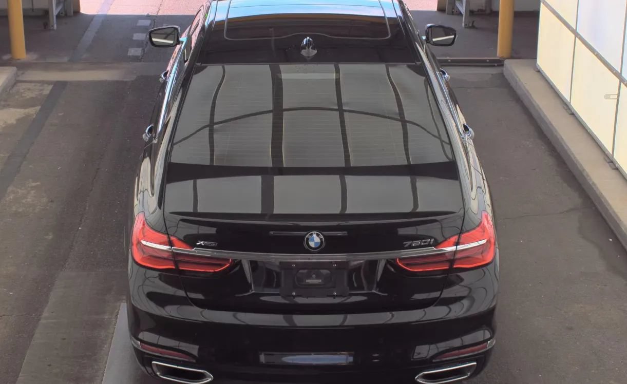 Used 2019 BMW 750i xDrive w/ Luxury Rear Seating Package AWD/4WD image 5