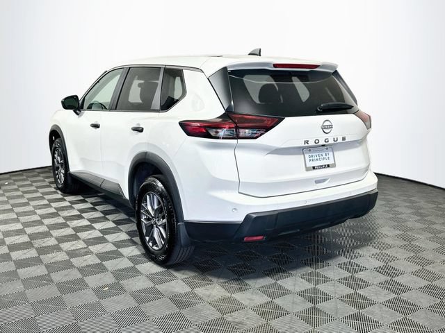 Used 2025 Nissan Rogue S FWD image 6