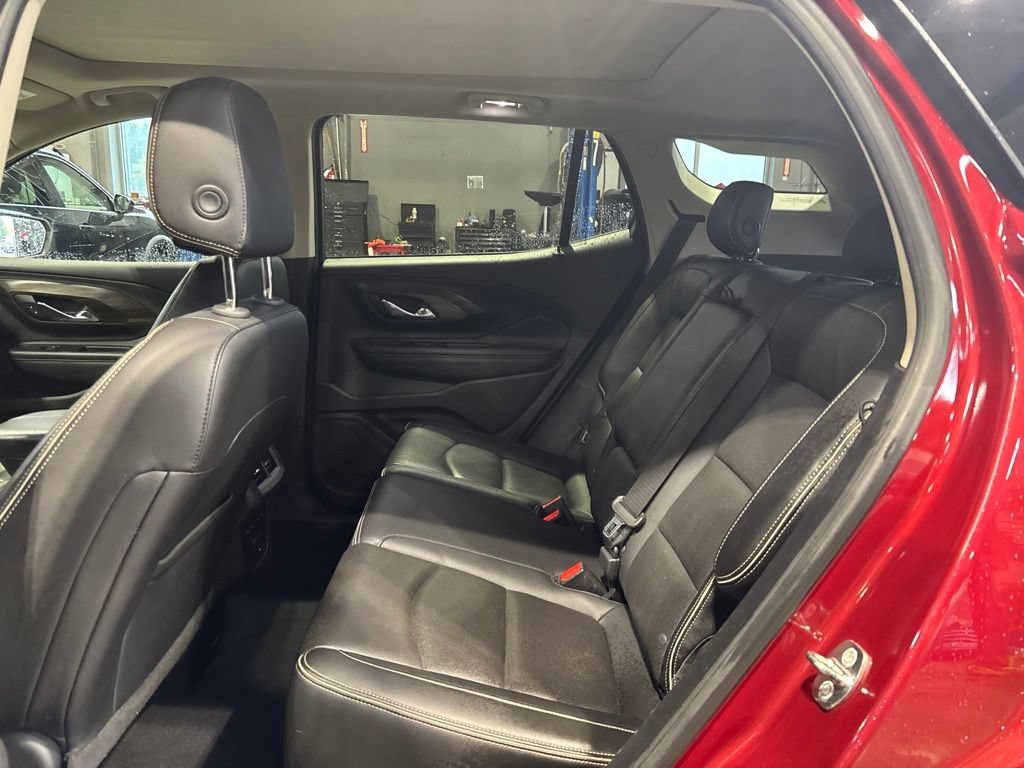 Used 2018 GMC Terrain Denali w/ Comfort Package AWD/4WD image 12