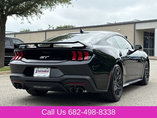 New 2026 Ford Mustang GT Premium w/ GT Performance Package RWD image 9