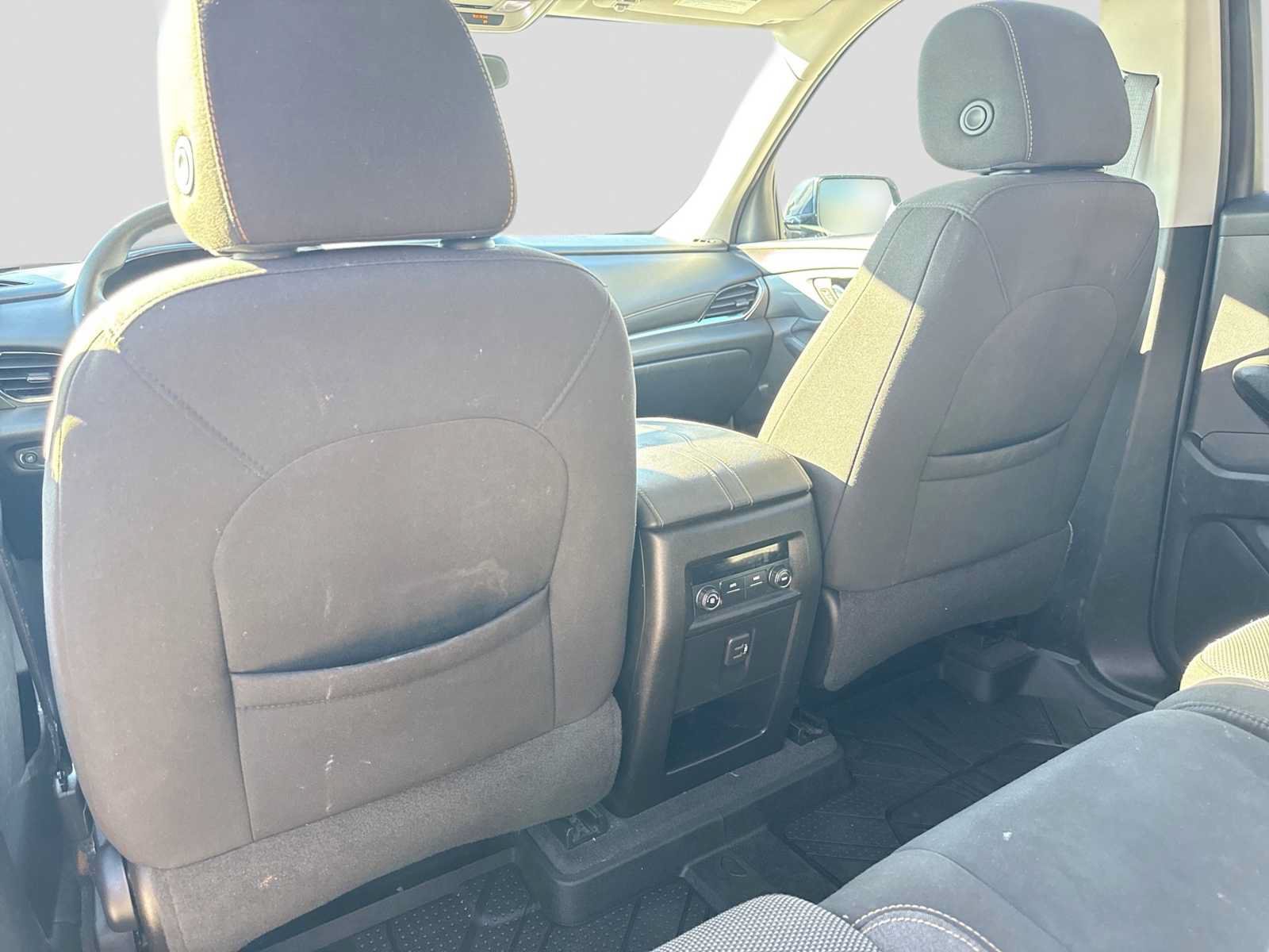 Used 2018 Chevrolet Traverse LS w/ LPO, Floor Liner Package FWD image 17