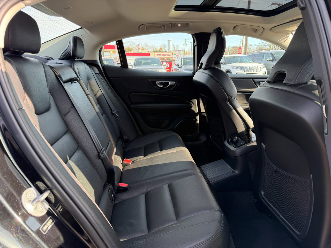 Used 2024 Volvo S60 T8 Plus w/ Climate Package image 26