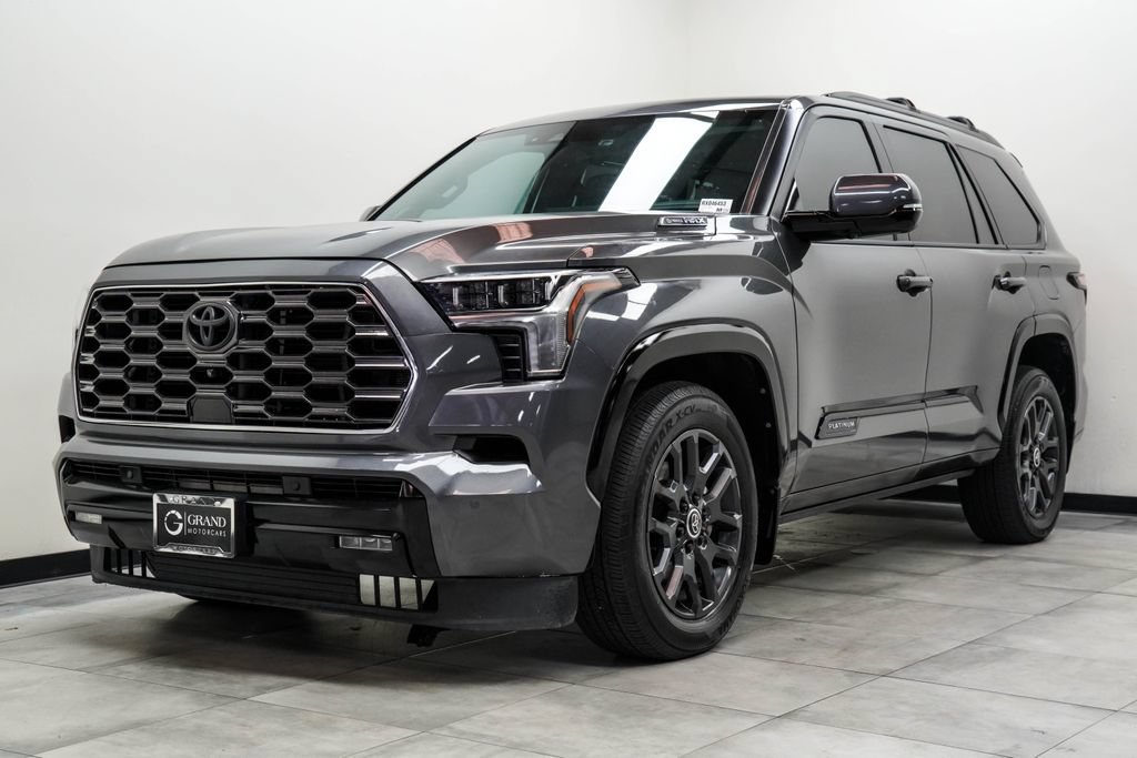 Used 2024 Toyota Sequoia Platinum AWD/4WD image 9
