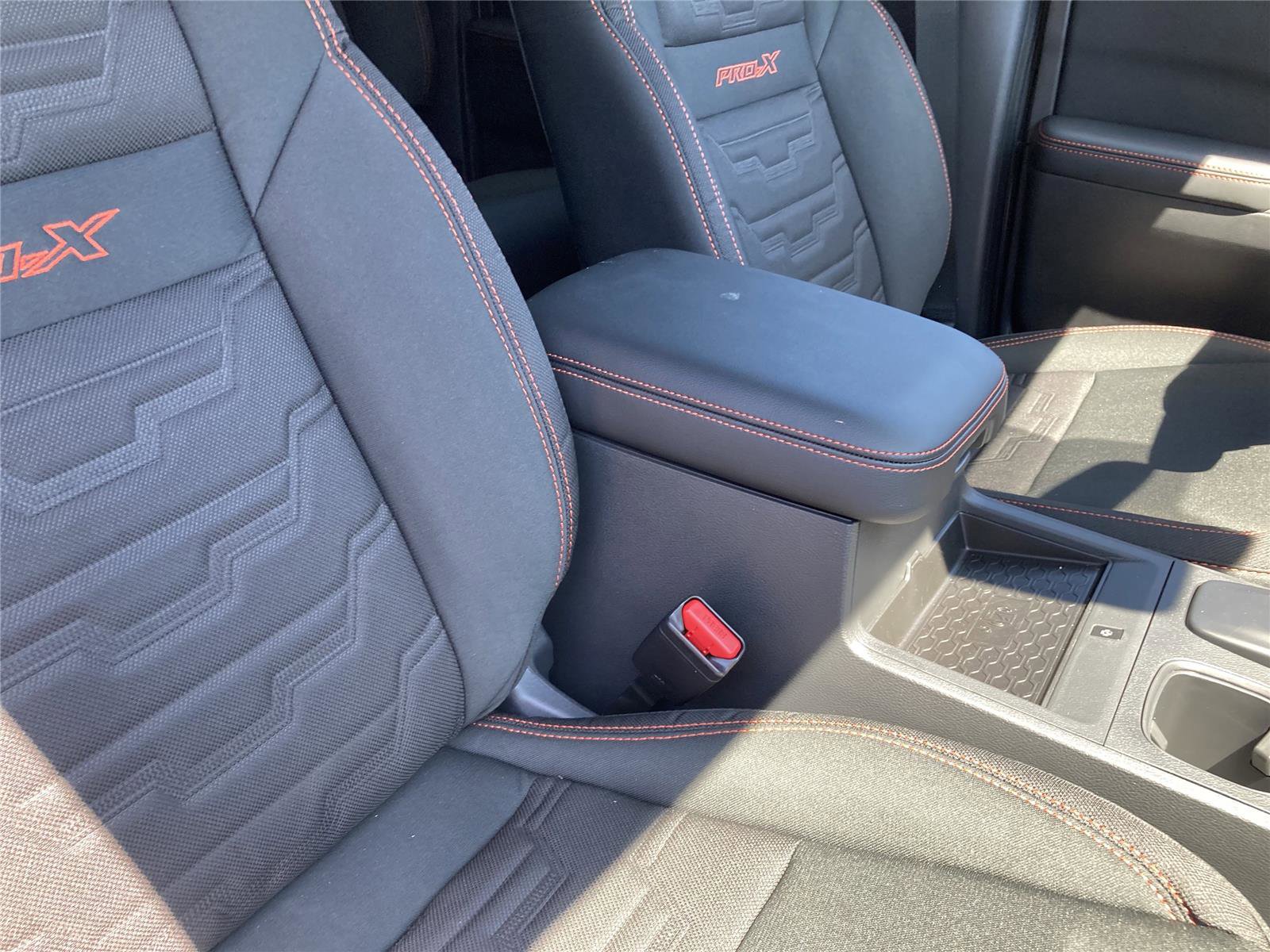 New 2026 Nissan Frontier Pro-X w/ Pro-X Convenience Package image 35