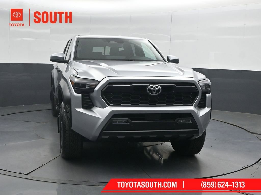 Used 2025 Toyota Tacoma TRD Off-Road w/ TRD Off Road Upgrade Package image 5