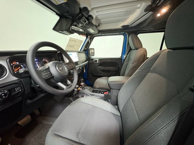 New 2026 Jeep Gladiator Sport AWD/4WD image 13