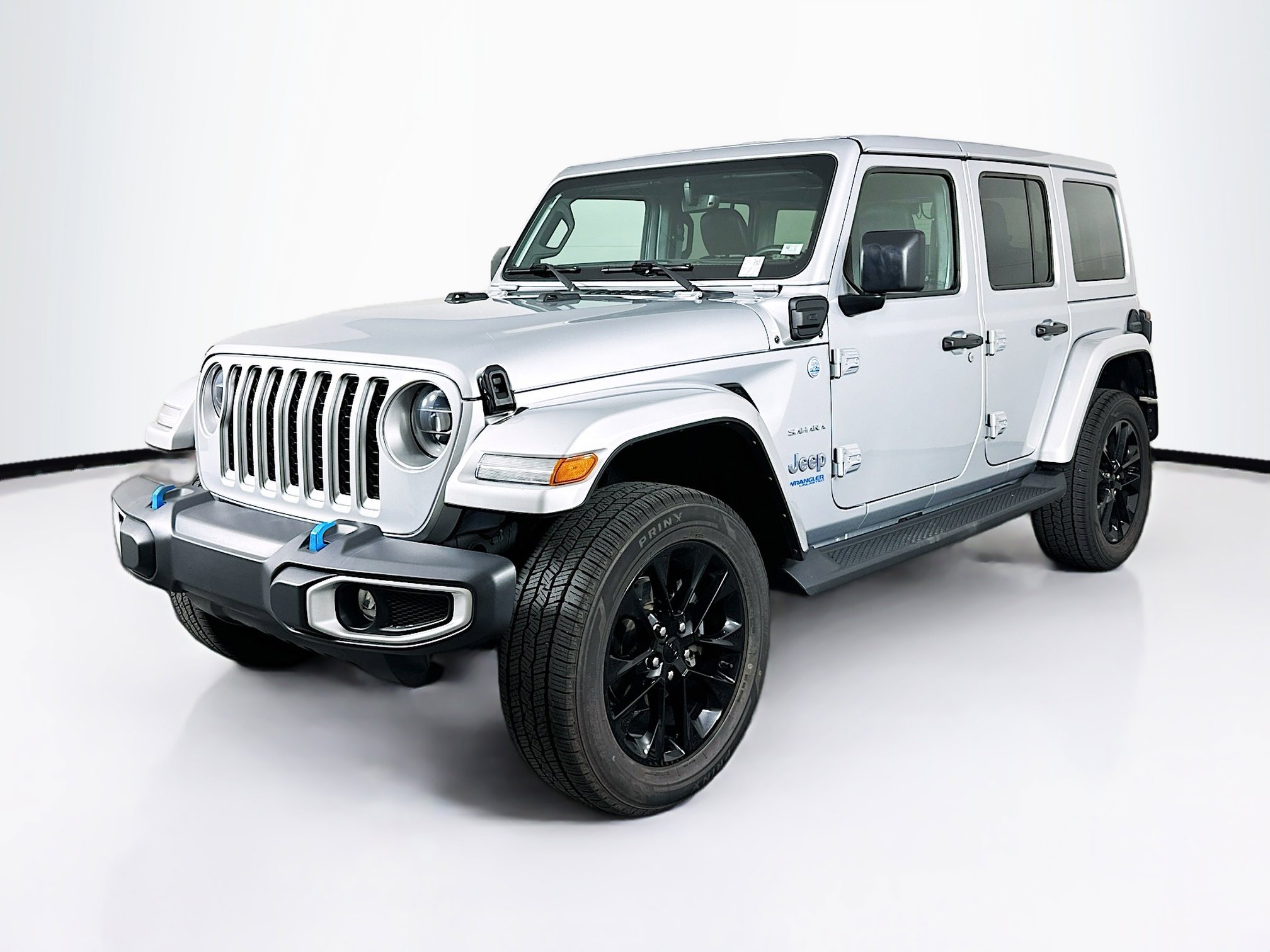 Used 2022 Jeep Wrangler Sahara image 3