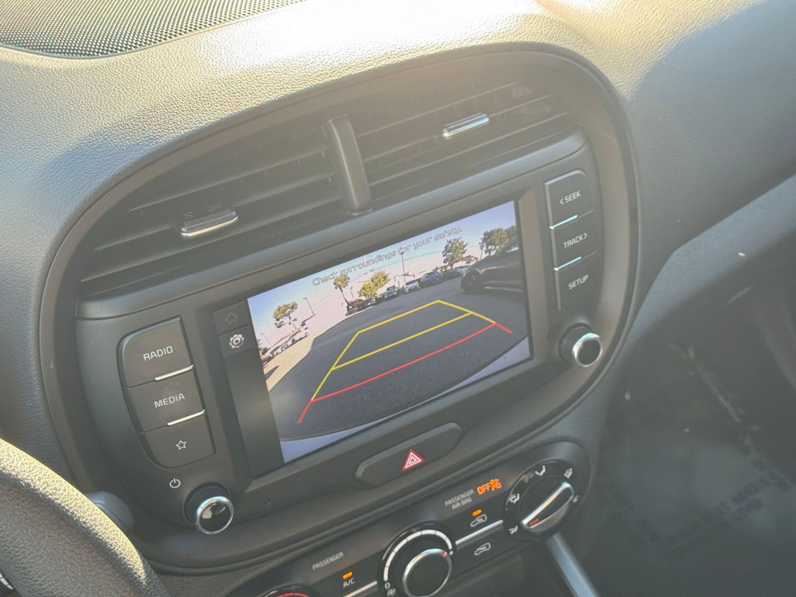 Used 2025 Kia Soul LX w/ LX Technology Package image 22