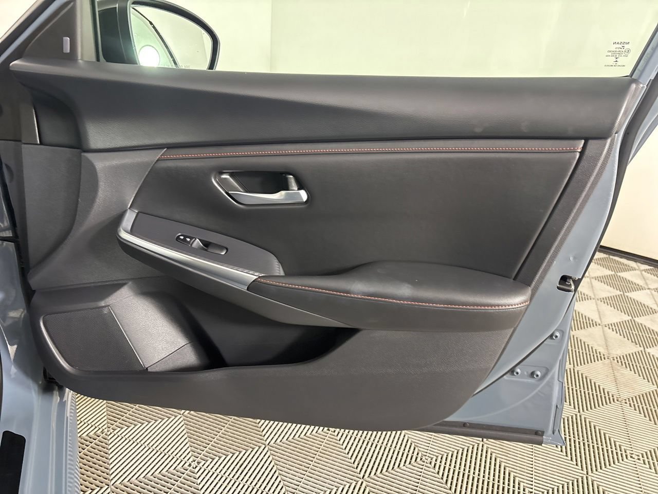 Used 2024 Nissan Sentra SR FWD image 29