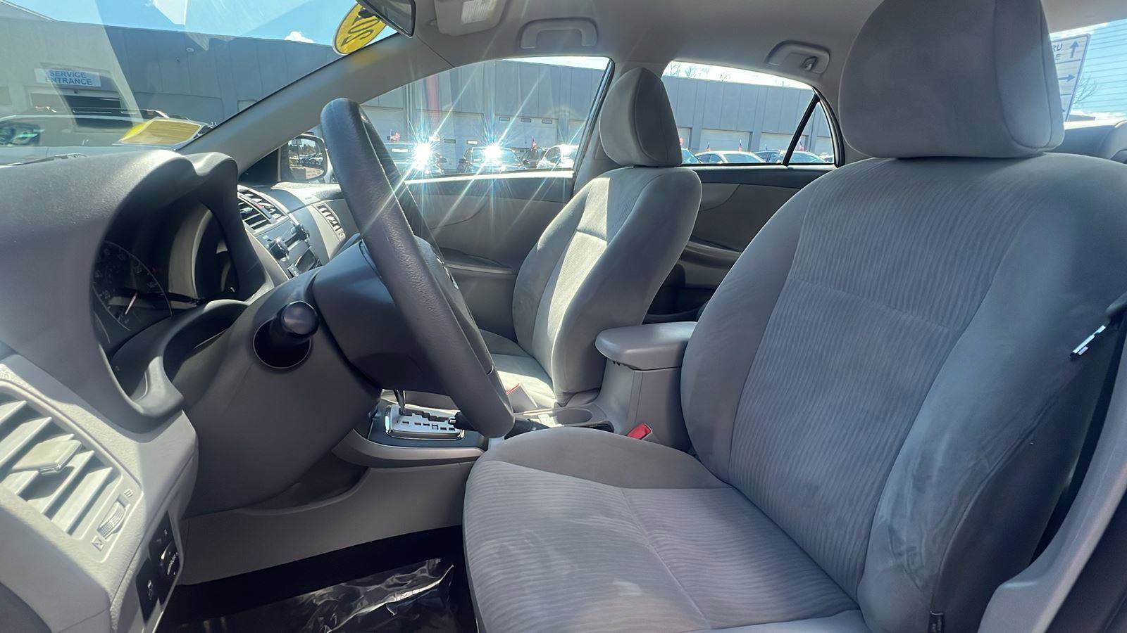 Used 2010 Toyota Corolla LE FWD image 20