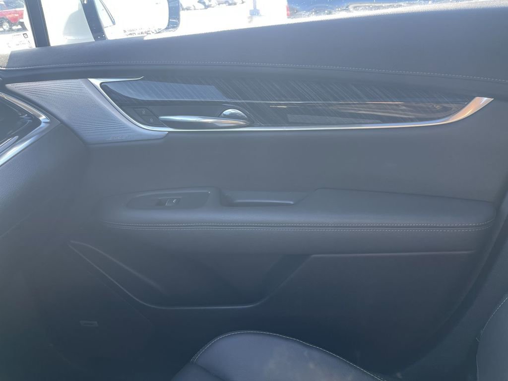 Certified 2024 Cadillac XT6 Premium Luxury w/ LPO, Floor Liner Package image 23