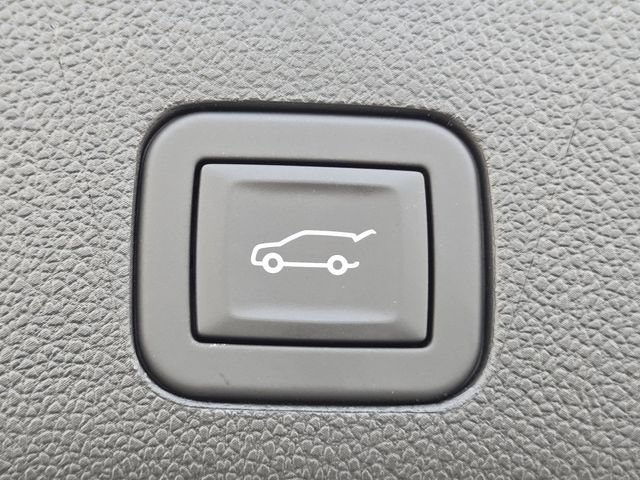 New 2026 Chevrolet Suburban LT w/ Comfort Package AWD/4WD image 21