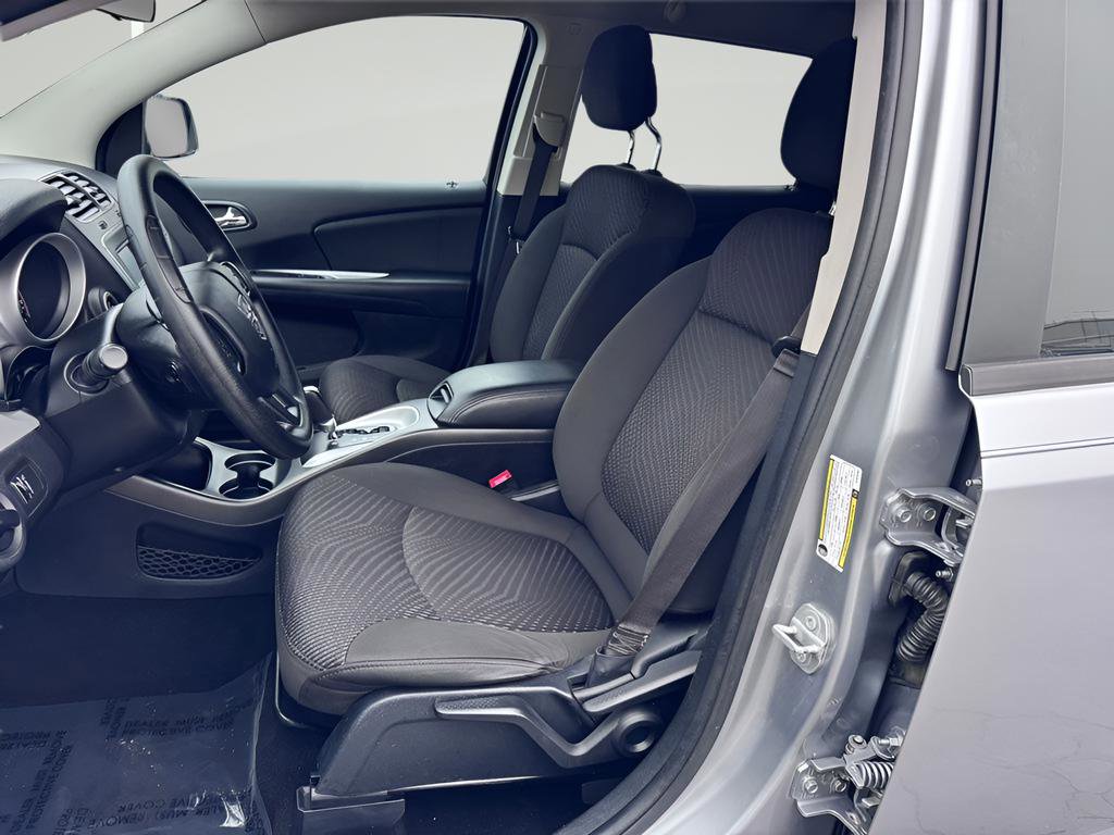 Used 2017 Dodge Journey SE image 21