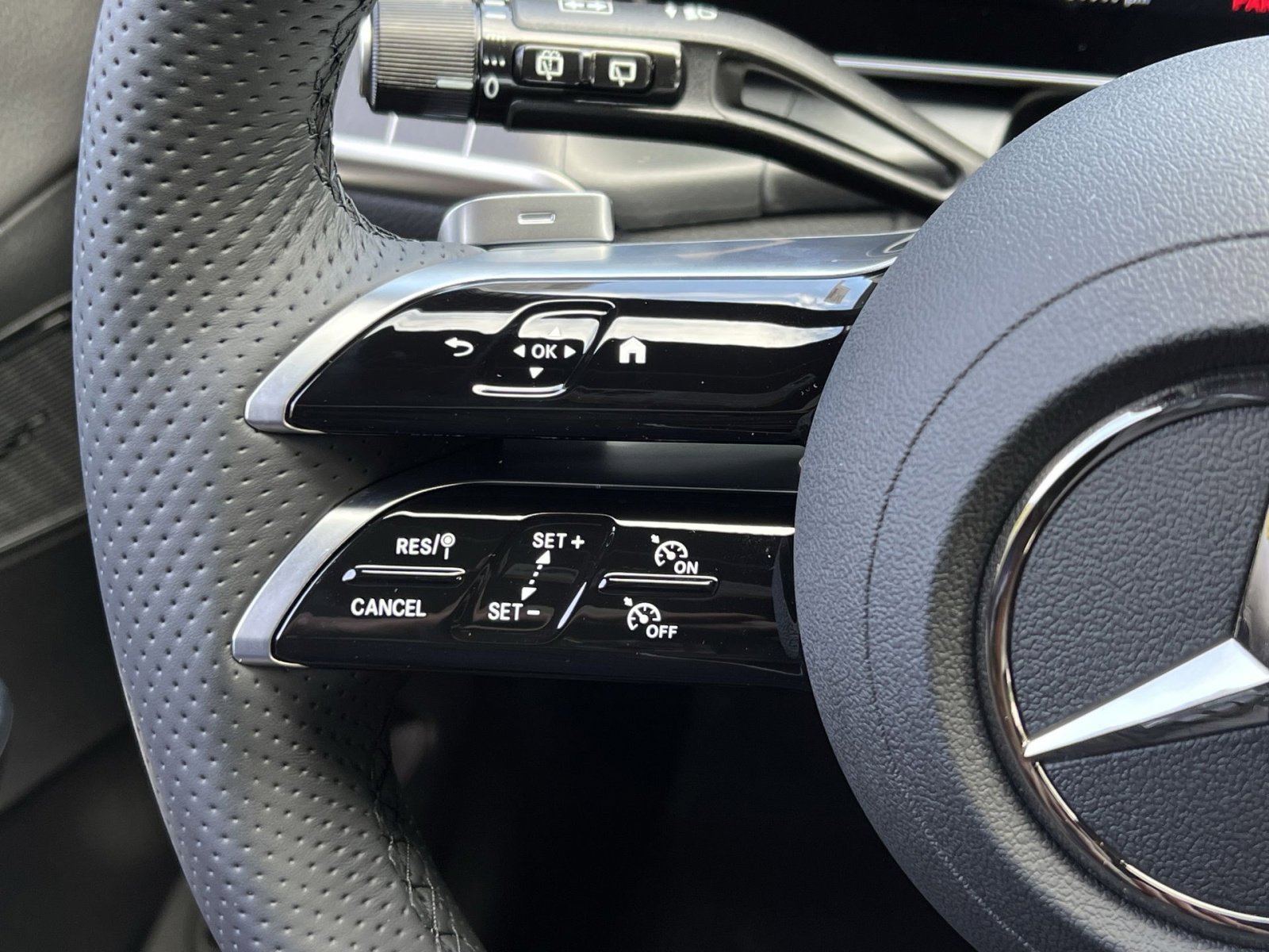 Used 2026 Mercedes-Benz GLC 300 4MATIC image 30