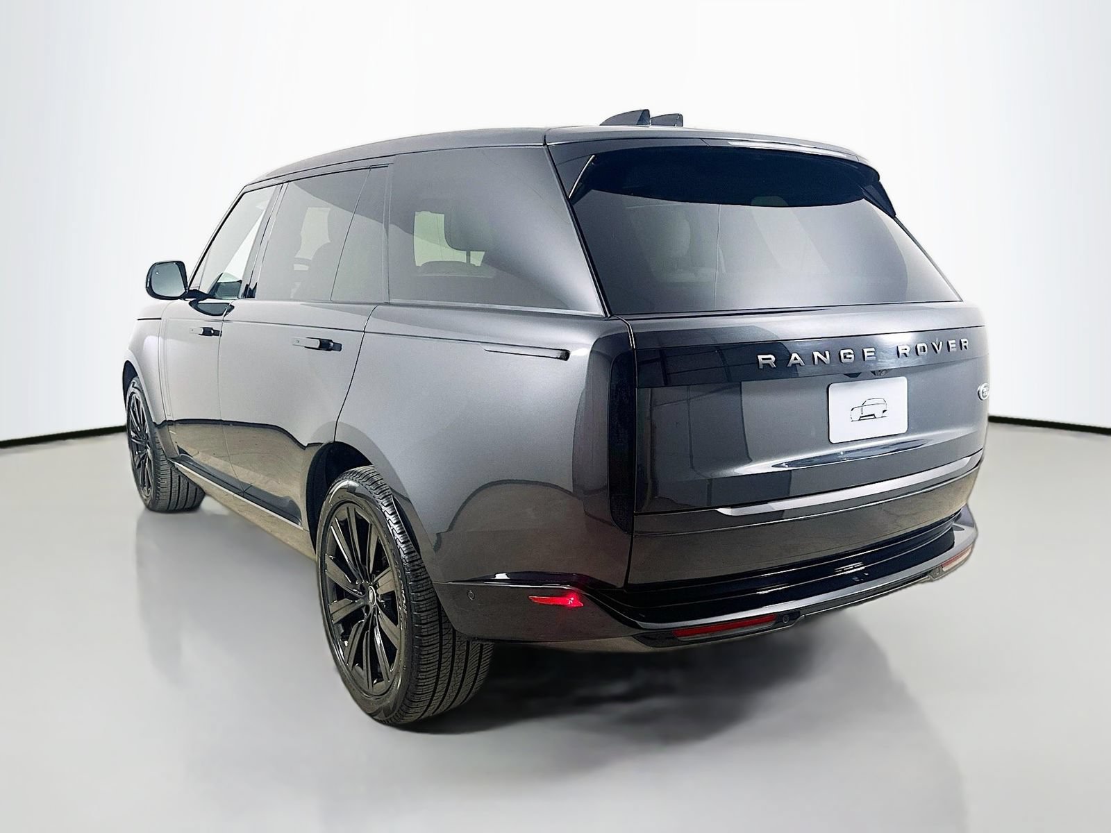 Used 2023 Land Rover Range Rover Long Wheelbase SE AWD/4WD image 7
