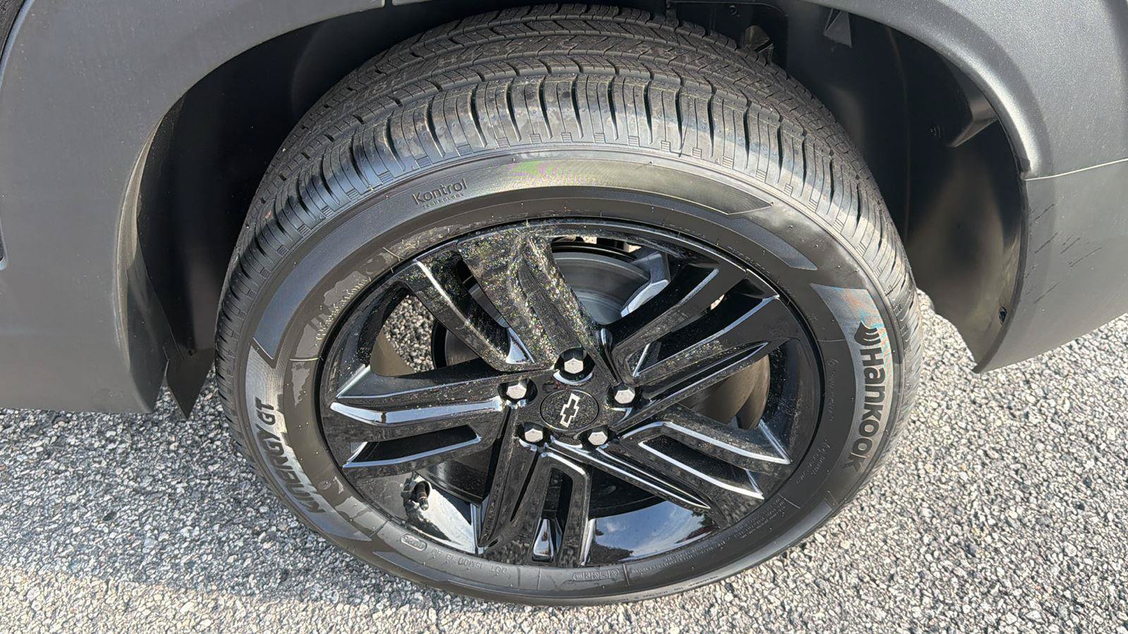 New 2026 Chevrolet TrailBlazer LT w/ Midnight Edition FWD image 12