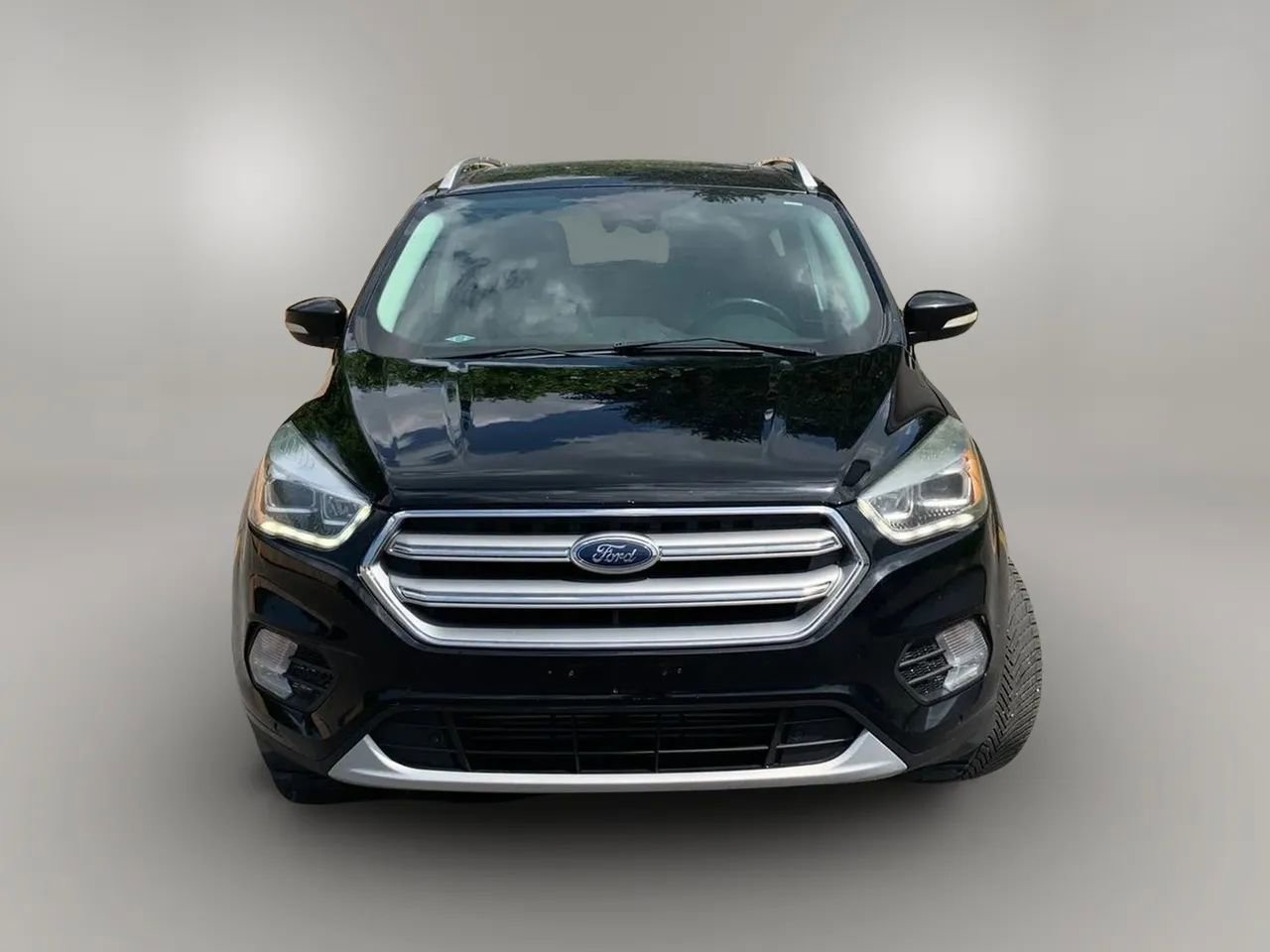 Used 2017 Ford Escape Titanium w/ Canadian Touring Package AWD/4WD image 2