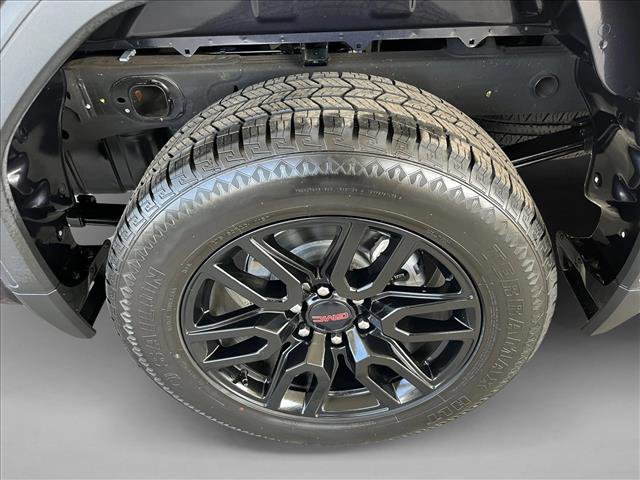 Used 2025 GMC Sierra 1500 Elevation AWD/4WD image 21