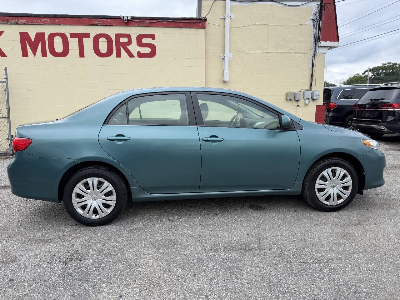 Used 2009 Toyota Corolla XLE FWD image 9