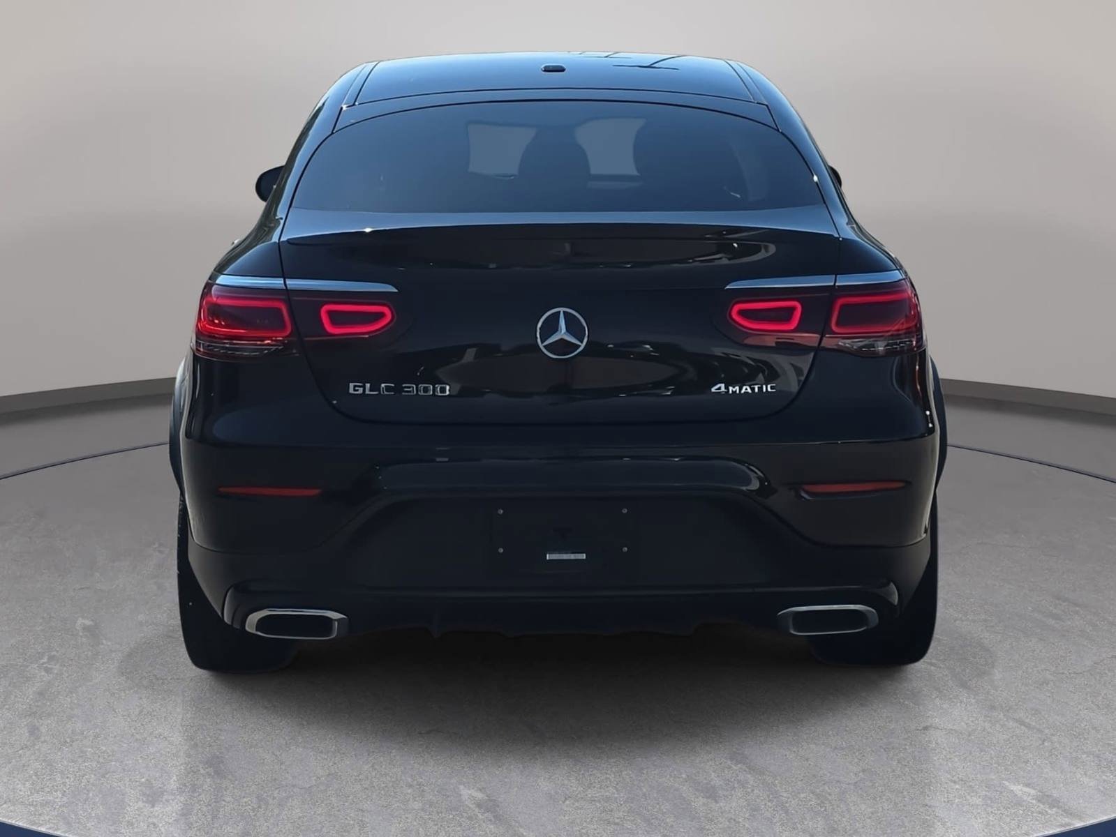 Used 2020 Mercedes-Benz GLC 300 4MATIC Coupe image 6