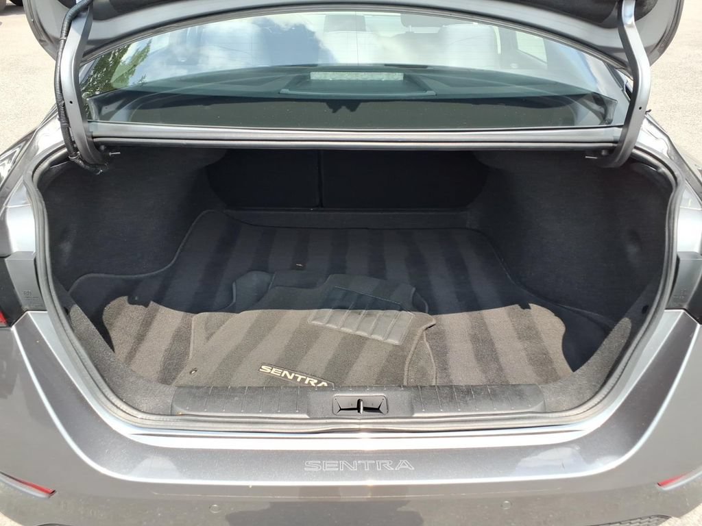 Used 2023 Nissan Sentra SV FWD image 19